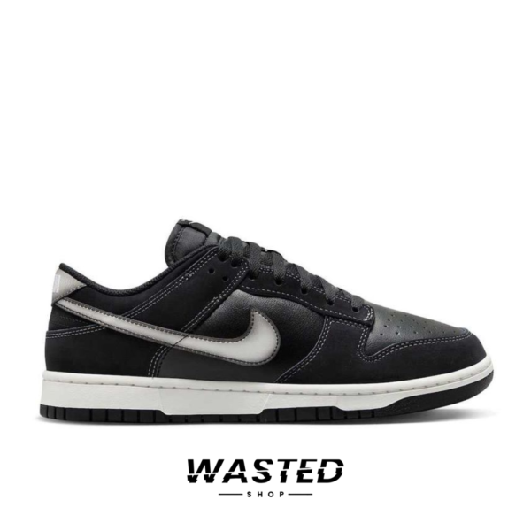 Dunk Low Airbrush Swoosh Black