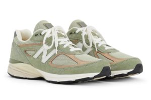 New Balance 990v4 'Olive'