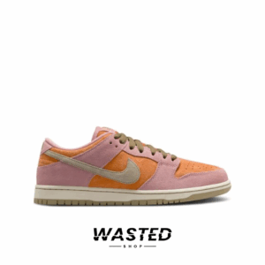 Nike SB Dunk Low Red Stardust